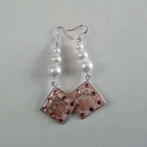 Handmade earrings pink and white resin with pearls and silver new