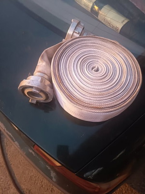 Fire hoses set of 3 with adjustable nozzle, 20m each