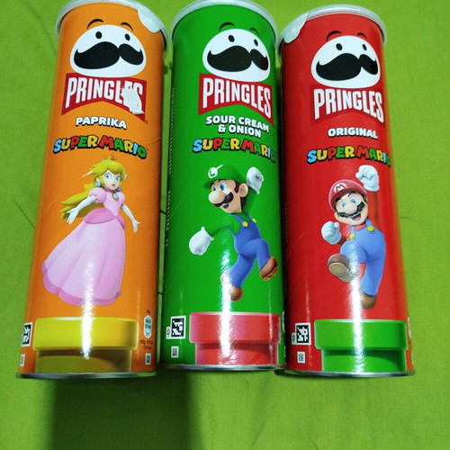 Pringles sealed pack of 3 Super Mario