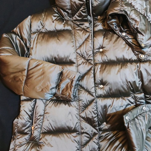 Mango women's puffer jacket size L like new, water repellent
