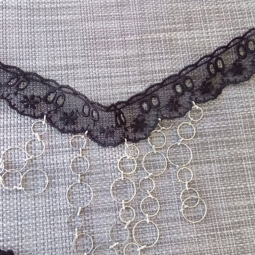 Lace choker set like new with bracelet
