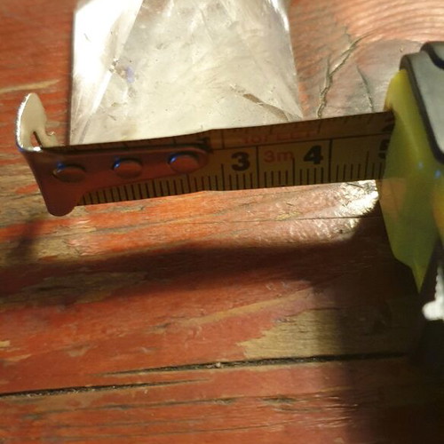 Natural crystal quartz pyramid like new, 4 cm, 44 grams
