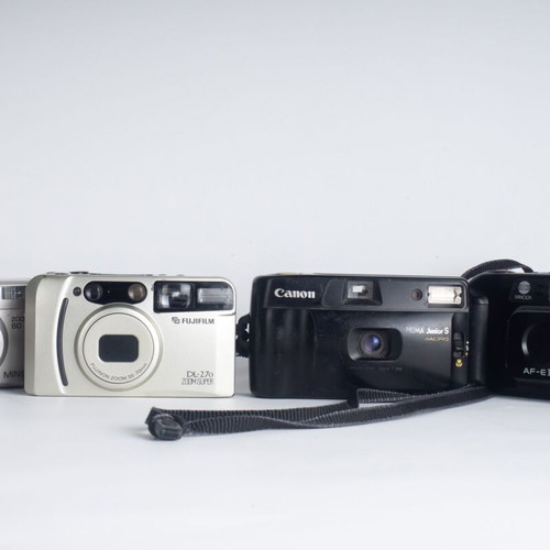 Vintage 35mm Film Cameras Used, 4-Pack Canon Fuji Minolta For Parts