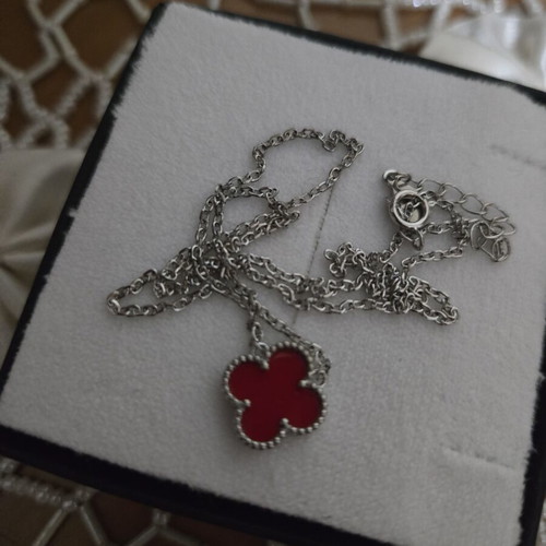 925 silver necklace, brand new in box