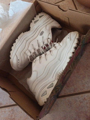 Skechers chunky sneakers white used with memory foam