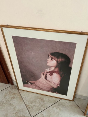 Decorative portrait painting of a girl in wooden frame like new