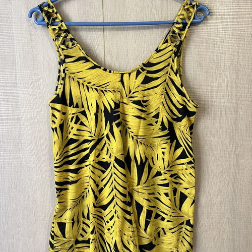 Summer T-shirt H&M like new, size small, black and yellow