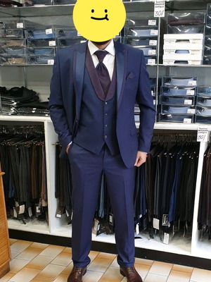 Булчински костюм нов син с подвижни ревери, размер L