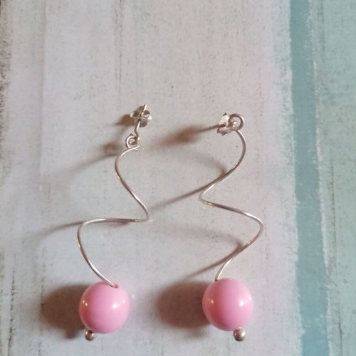 Silver 925 earrings with pink bead like new