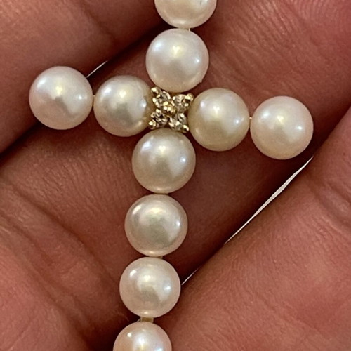 Stavros gold 18k cross with four diamonds and pearls used