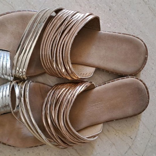 Sandals used size 39 beige, suitable also for 38