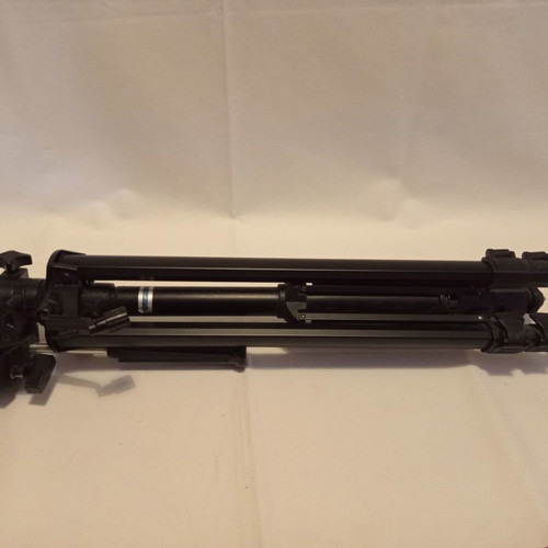 Τρίποδο Vantage Model VT-210 μεταχειρισμένο, πολύ καλή κατάσταση