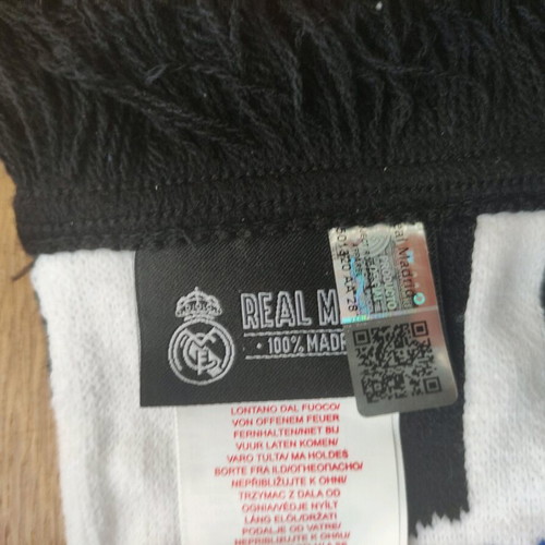 Real Madrid scarf authentic, new