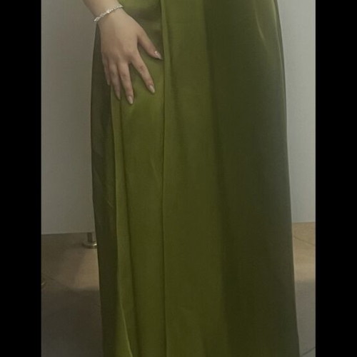 Women's formal dress green, like new, size M