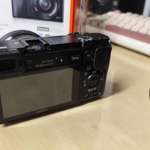 Sony a6000 camera like new with leather case and accessories