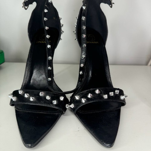 Black sandals with studs like new, size 38