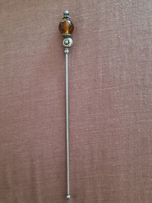 Murano hat pin vintage collectible used, white