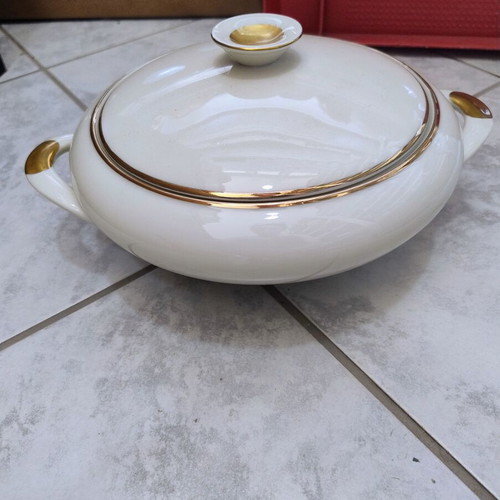 Porcelain Serving Bowl with Lid Thomas Germany like new, gold details