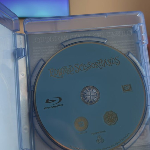 Edward Scissorhands Blu-Ray with Greek subtitles, fantasy film