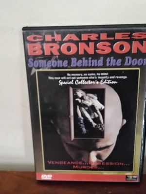 Someone Behind the Door DVD used, thriller with Greek subtitles
