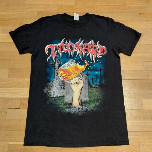 Tankard Die With A Beer Shirt size M Gildan like new