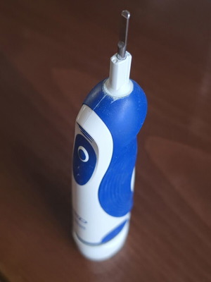 Oral-B Braun електрическа четка за зъби като нова, синя