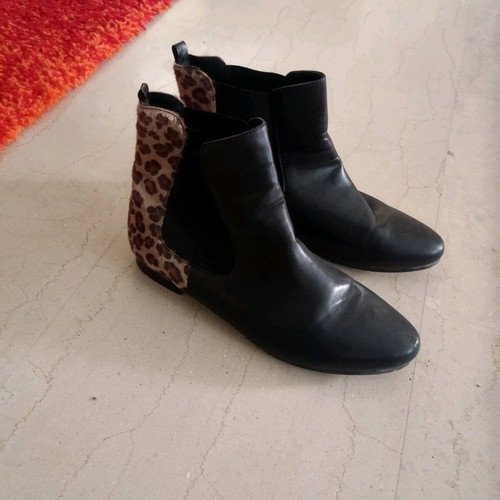 Migato ankle boots used animal print, size 41