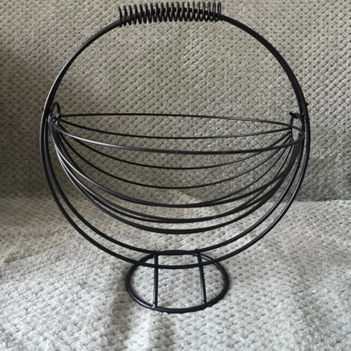 Hanging fruit basket like new