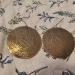 Earrings used, brown color