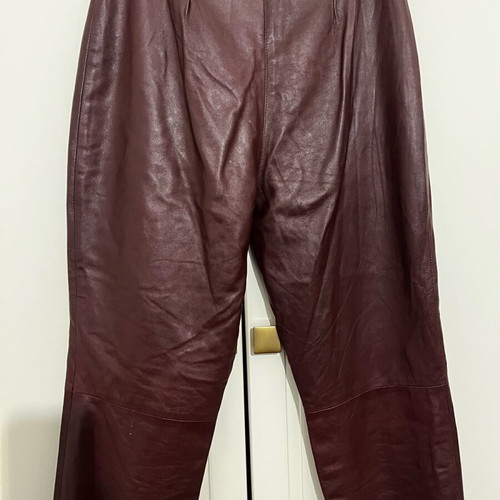 Leather pants Studio 83 like new, size M, burgundy