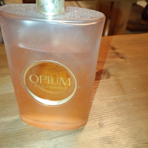 YveSaintLaurent Opium edt legere used