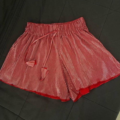 Celestino summer shorts like new, shiny, size S/M mid-rise