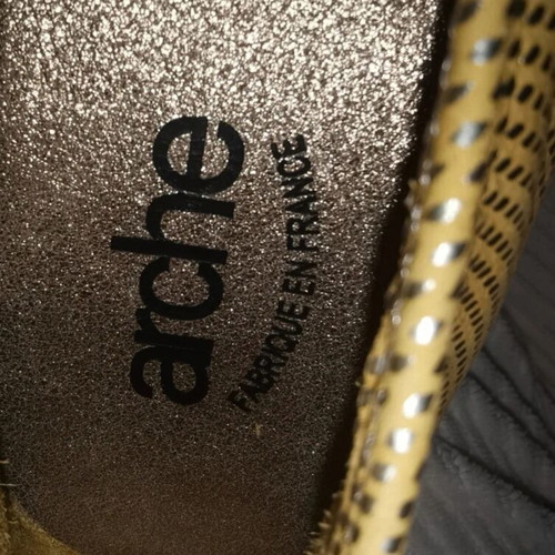 Arche ballerinas size 35 new, gold leather