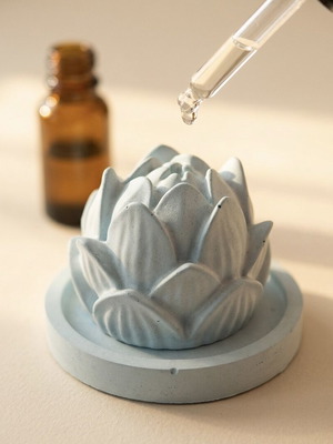 Aroma Stone Diffuser Lotus Flower with 10ml fragrance, new