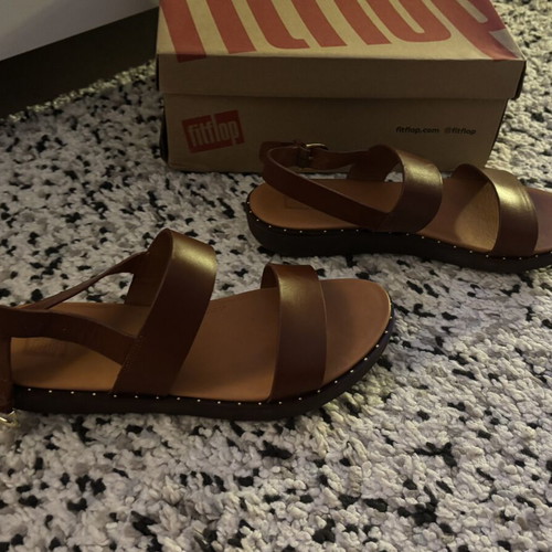 FitFlop Barra Cognac sandals size 39 new