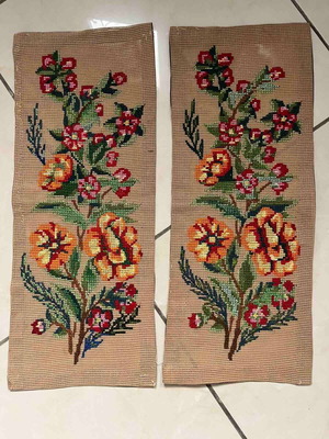 Handmade embroidery set of 2 floral motifs like new
