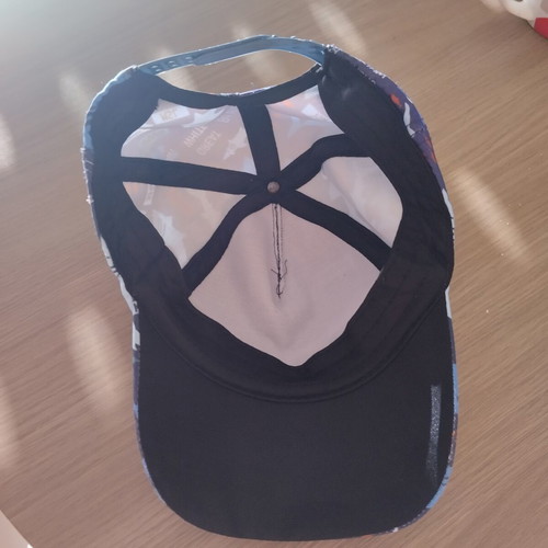 Children's cap with shark print, size S