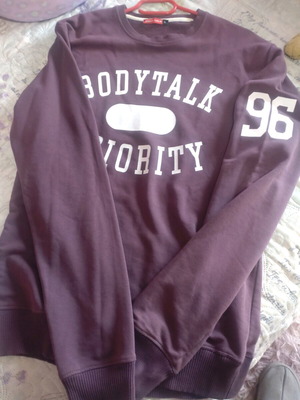 BodyTalk unisex shirt like new, size L