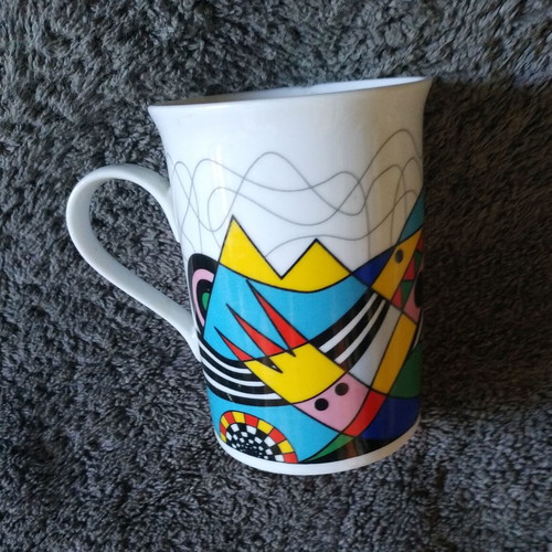 Pizza Fan mug used with illustration by D. Korovesis
