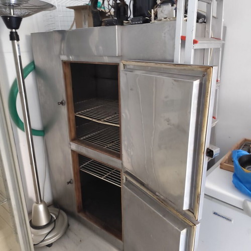 Complete used grill house equipment in very good condition
