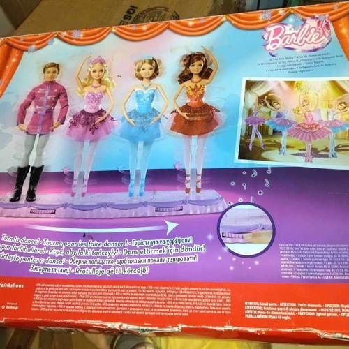 Κούκλες Barbie από στοκ ανοιχτό κουτί