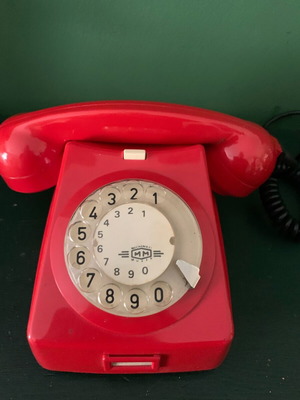 Vintage phone used, red wired