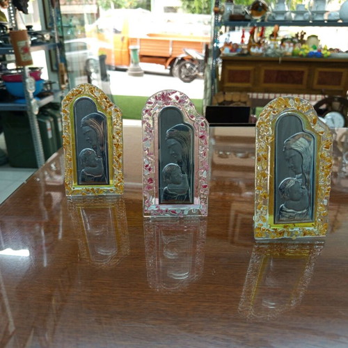 Set of bonbonnieres new in 3 different colors, 3 pieces