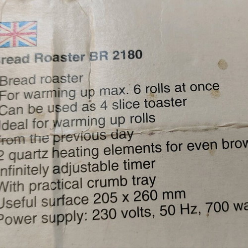 Toaster 700 watt new