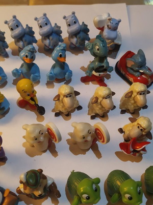 Kinder figures used