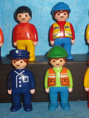 Playmonil Series 123 set of 12 figures like new