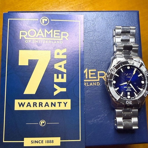 Roamer Deep Sea 200 watch with silver stainless steel bracelet like new