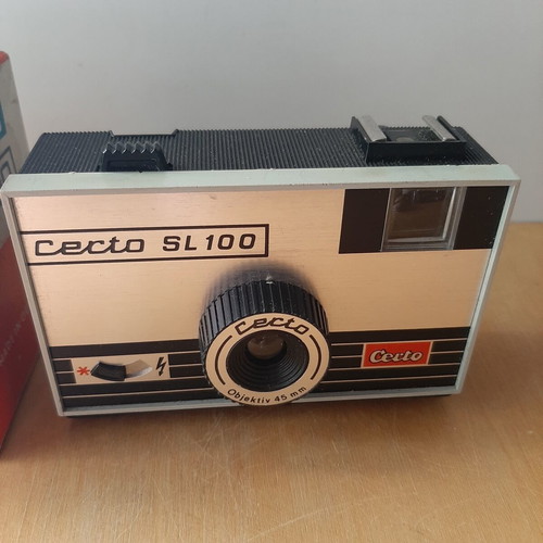 Certo SL 100 Vintage Analog Camera used, 45mm lens