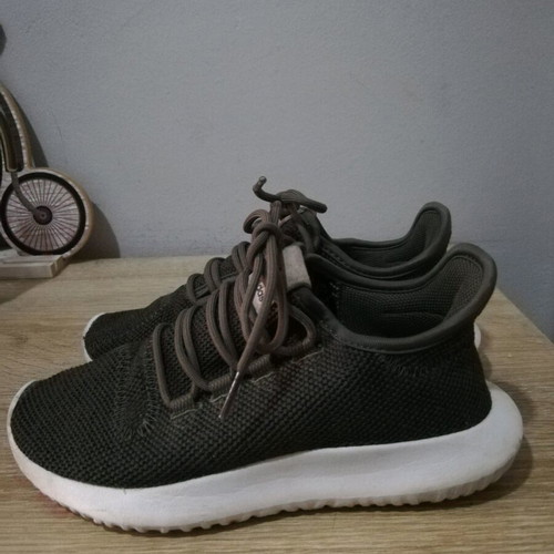 Adidas Tubular kids sneakers size 36 like new khaki