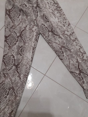 Actius Capri Pants and Jacket Set with Snake Pattern, New